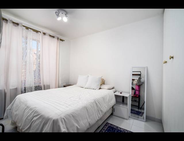 4 BEDROOM TOWNHOUSE FOR SALE IN BROMHOF